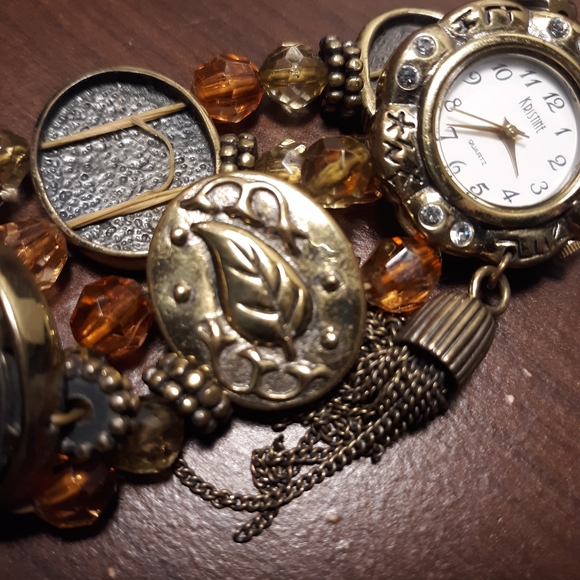 Watch - Picture 4 of 8